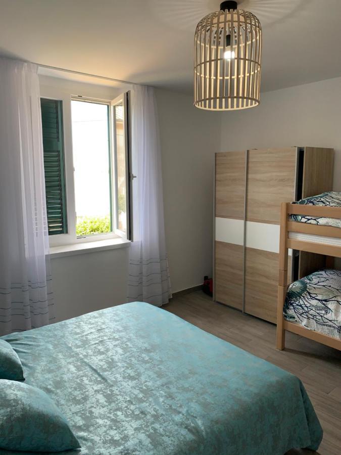 Apartman Viskovic Koromačno Dış mekan fotoğraf